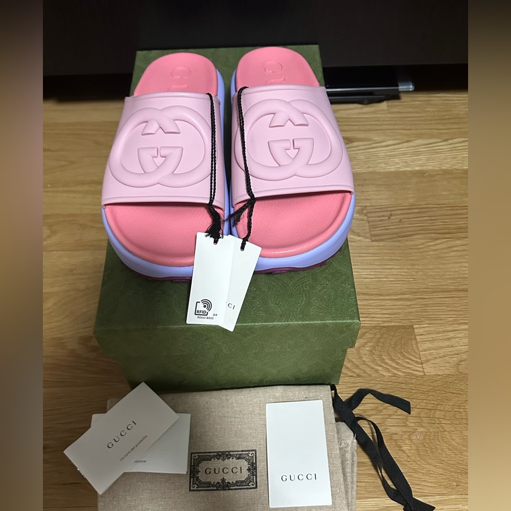 💯% Authentic! Brand New! GUCCI WOMEN'S SLIDE SANDAL WITH INTERLOCKING G Size37